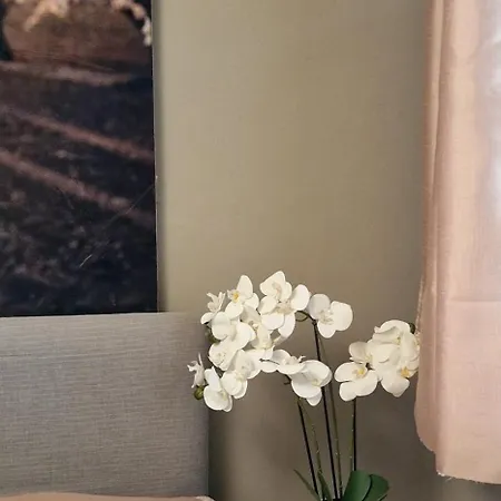 A Cozy Affordable Place At Voula Atene Esterno foto