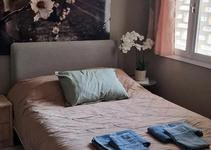 A Cozy Affordable Place At Voula