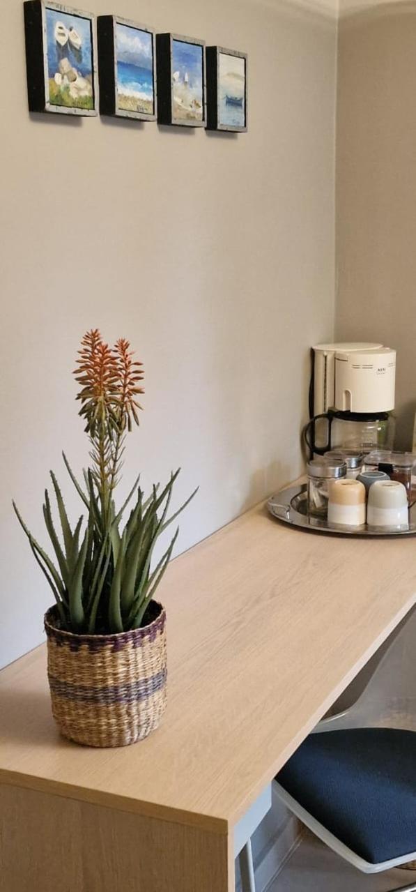Apartment A Cozy Affordable Place At Voula