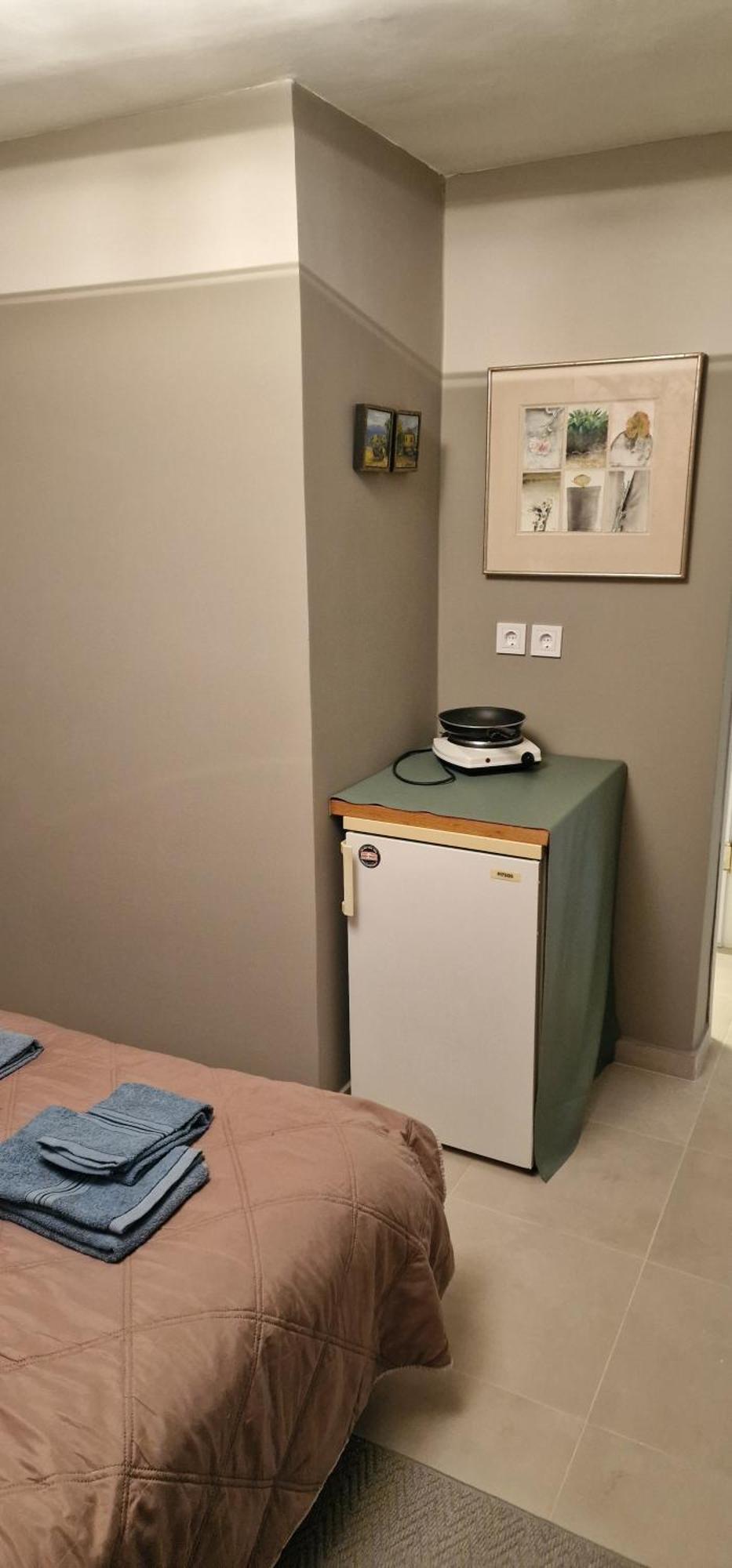 A Cozy Affordable Place At Voula Apartment *