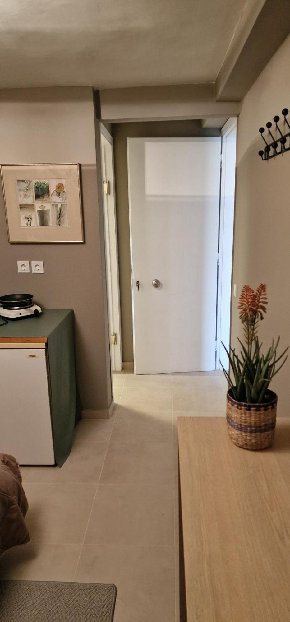 A Cozy Affordable Place At Voula Apartment Athen