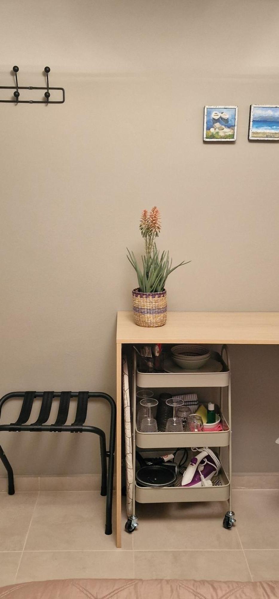 A Cozy Affordable Place At Voula Apartment *